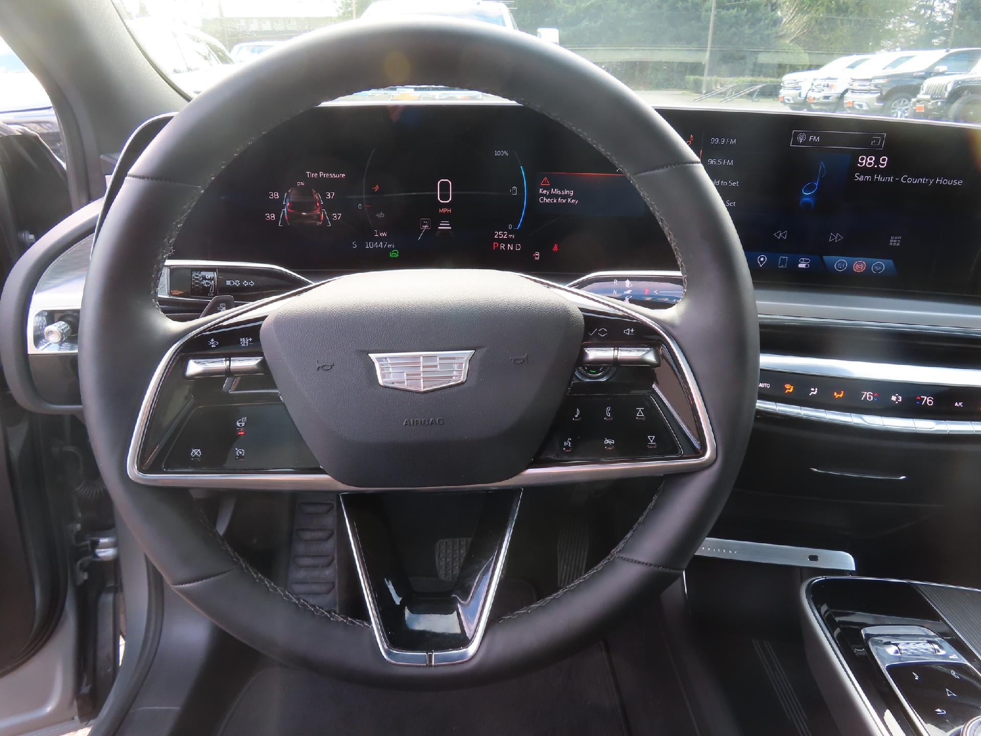 2024 Cadillac LYRIQ Luxury