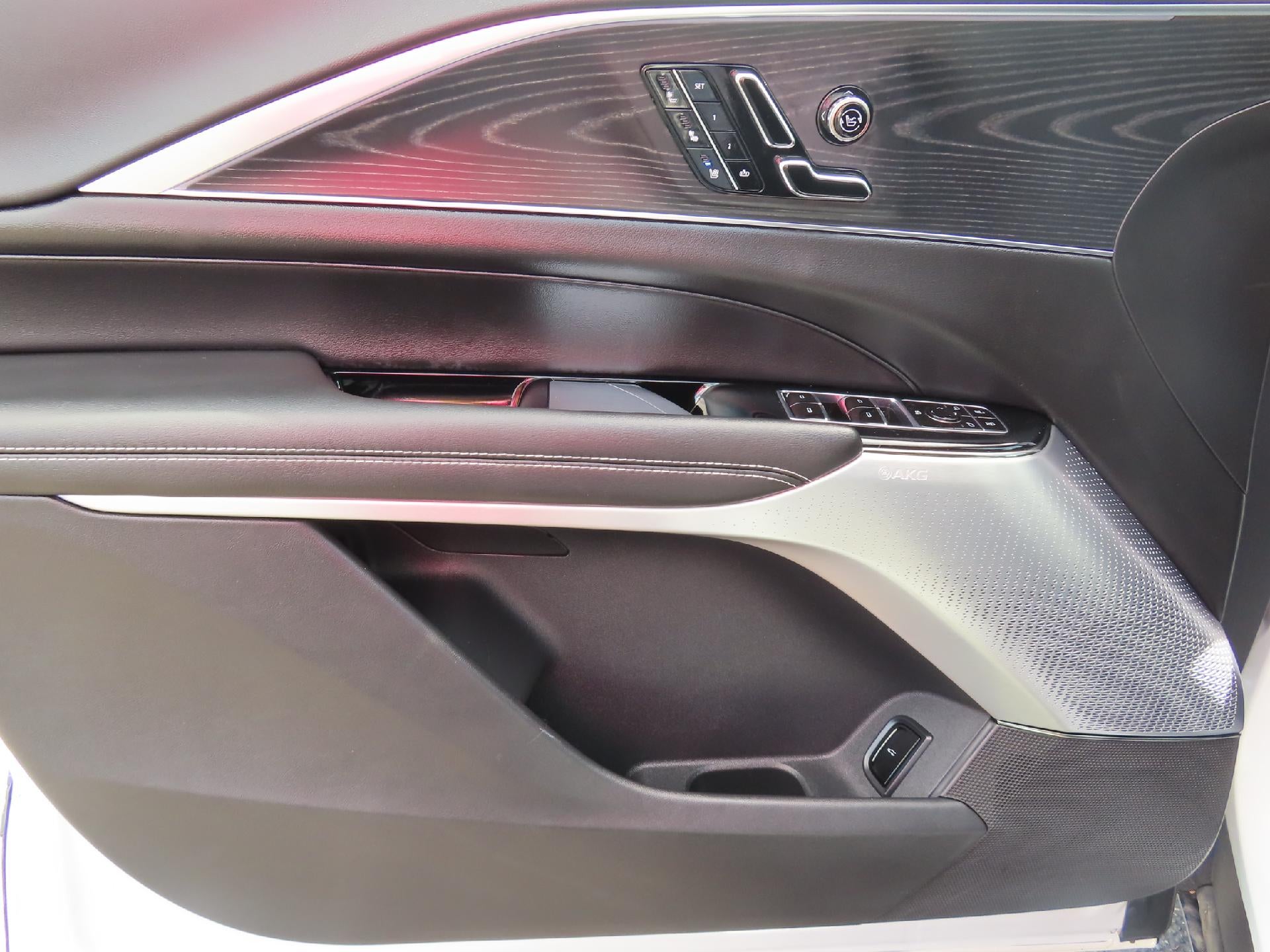 2025 Cadillac LYRIQ Luxury