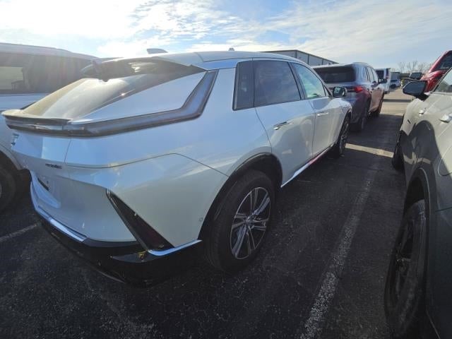 Used 2025 Cadillac LYRIQ Luxury 2 with VIN 1GYKPRRK0SZ305309 for sale in Enumclaw, WA