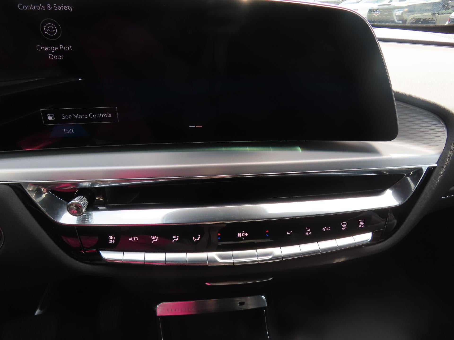2025 Cadillac LYRIQ Luxury