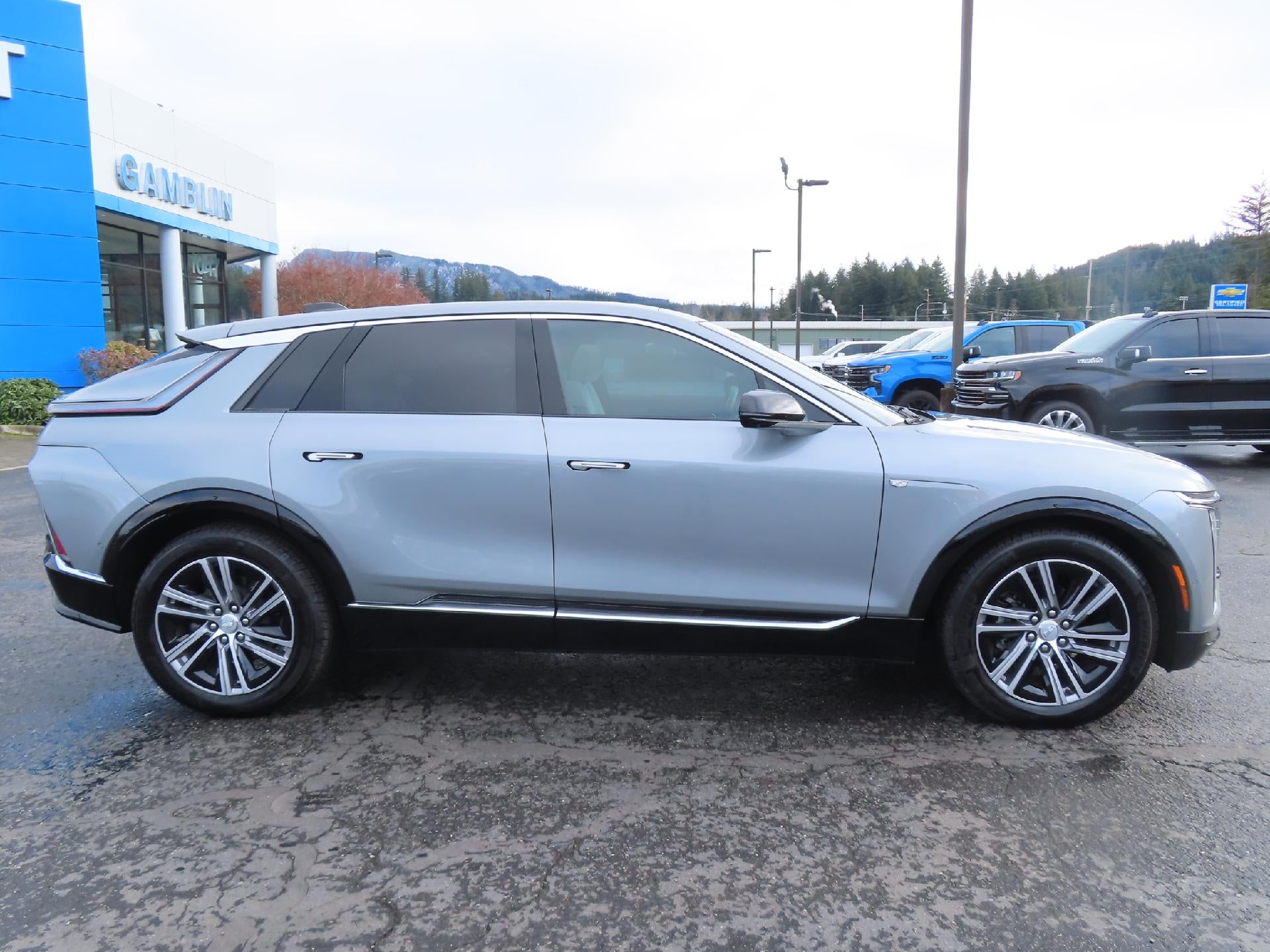 2024 Cadillac LYRIQ Luxury