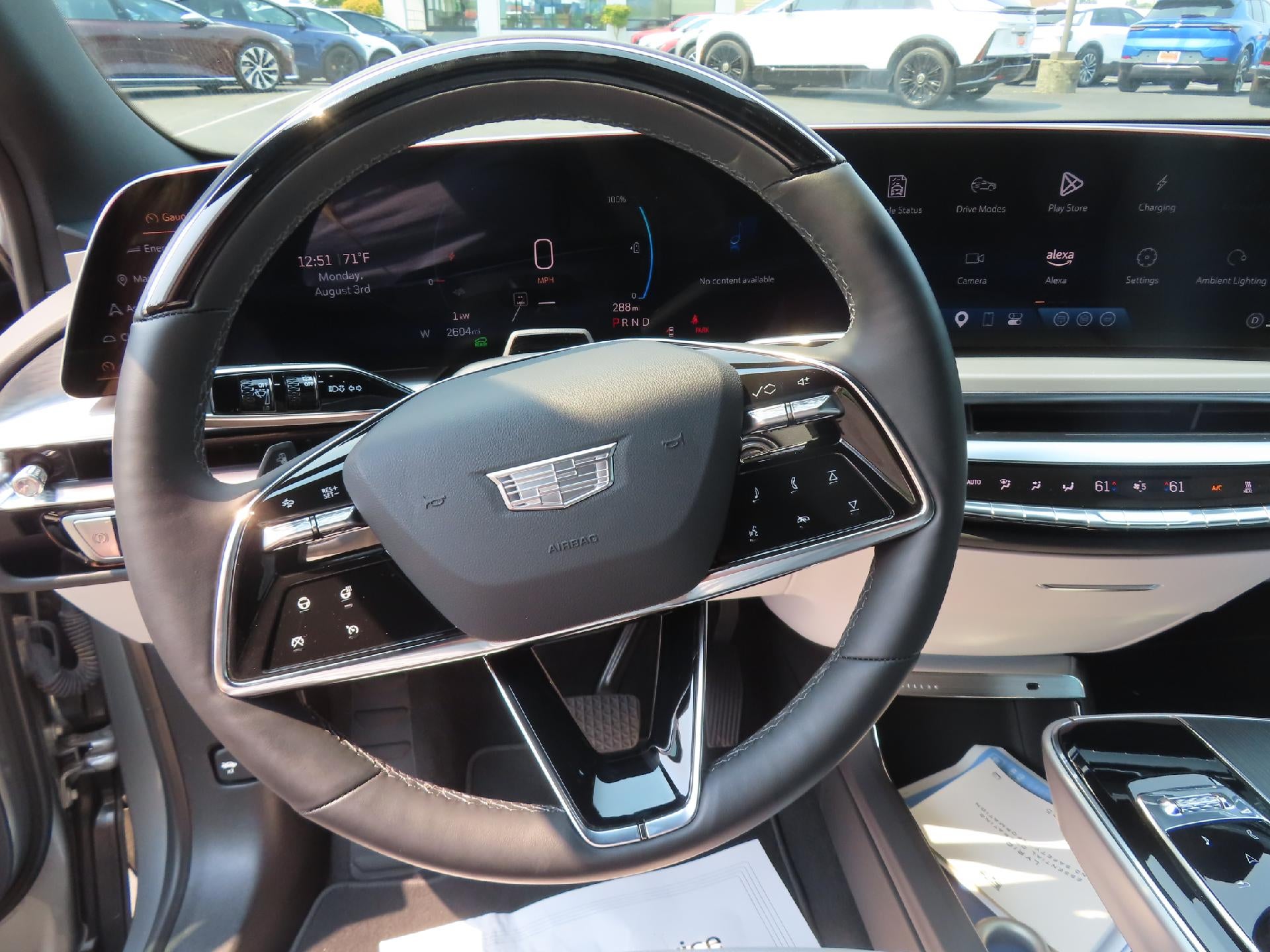 2025 Cadillac LYRIQ Luxury