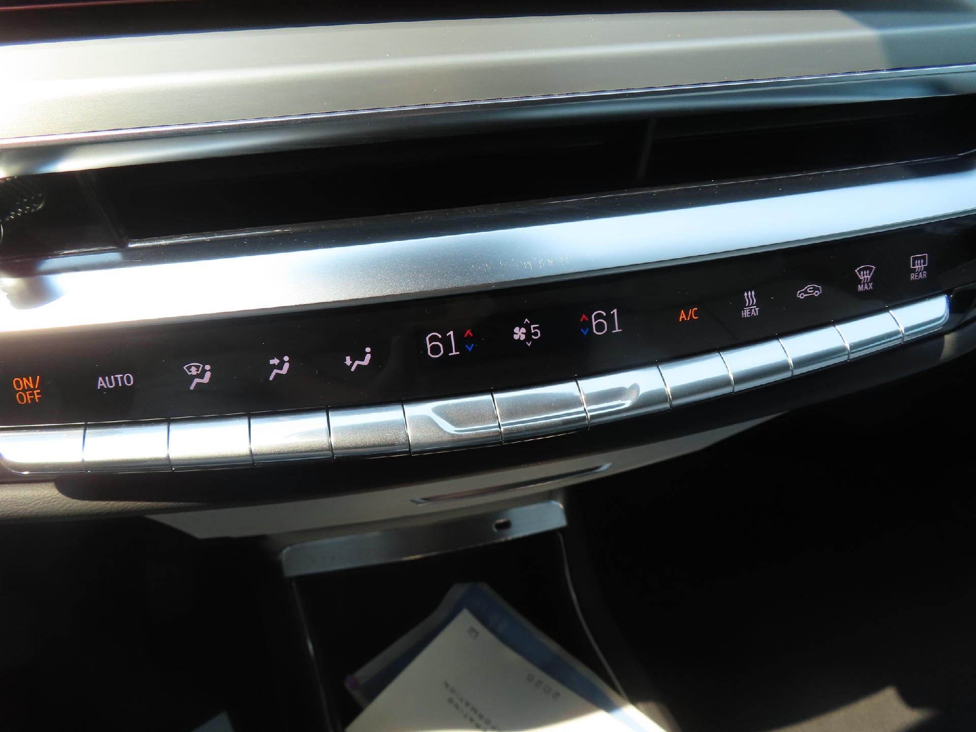 2025 Cadillac LYRIQ Luxury