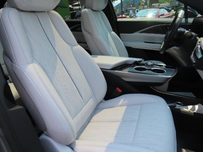 2025 Cadillac LYRIQ Luxury