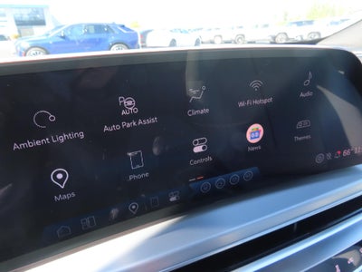 2026 Cadillac LYRIQ Premium Luxury