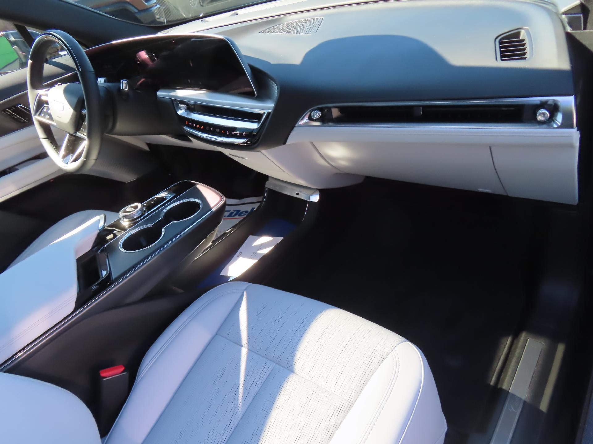 2026 Cadillac LYRIQ Premium Luxury