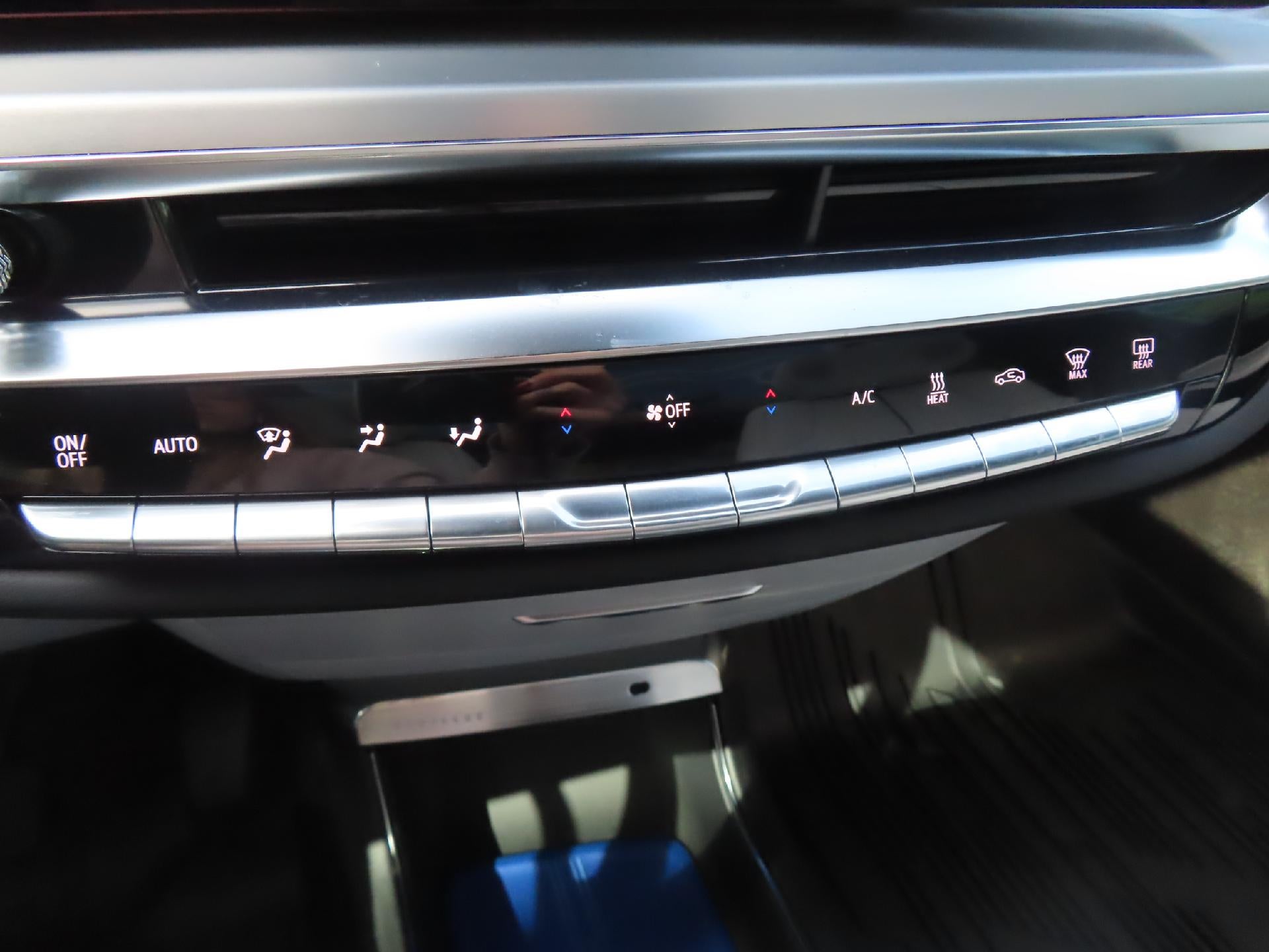 2025 Cadillac LYRIQ Luxury