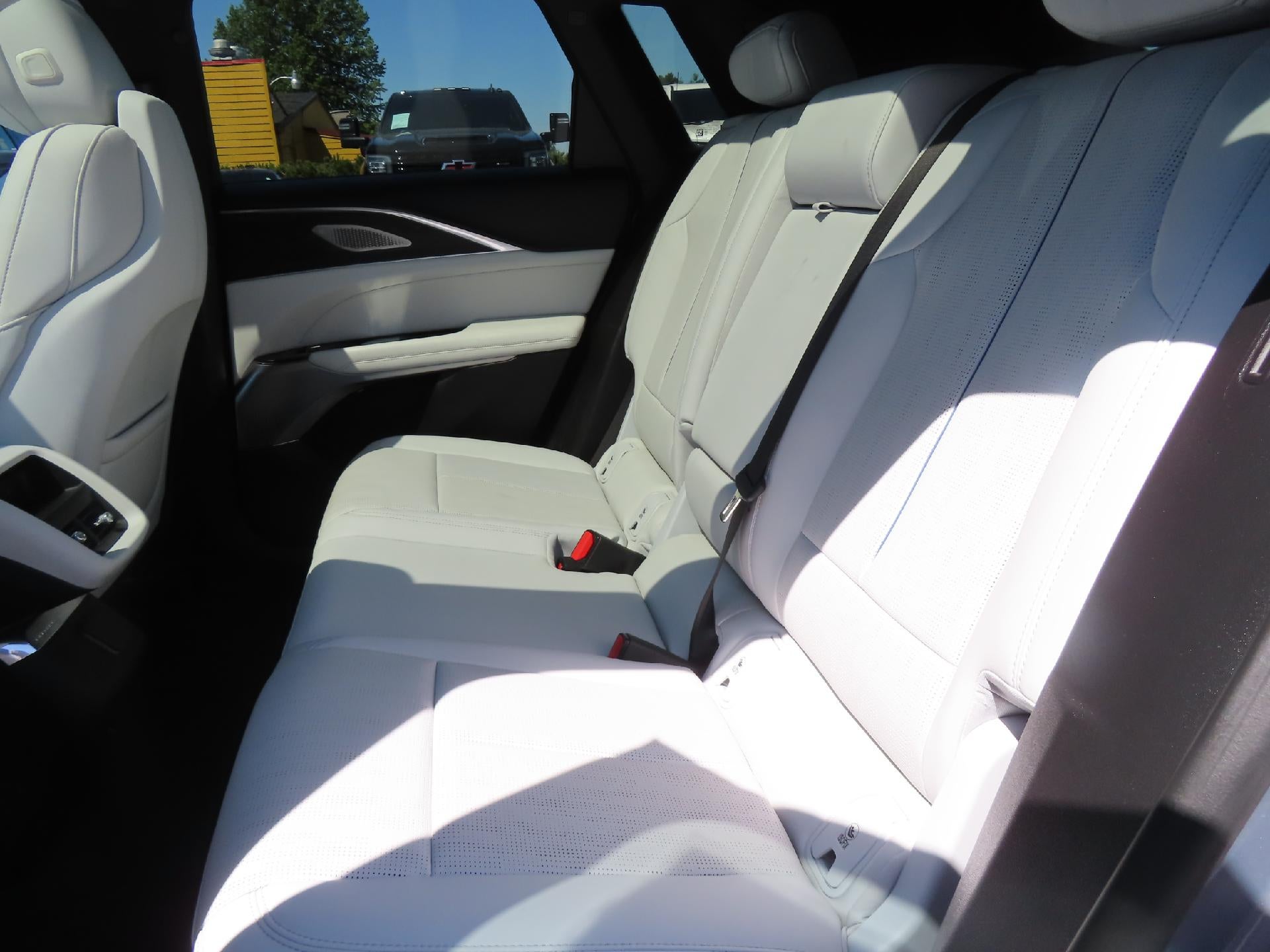2024 Cadillac LYRIQ Luxury