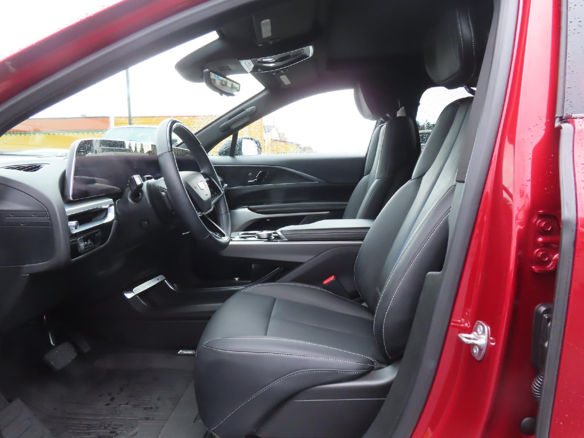 2024 Cadillac LYRIQ Luxury