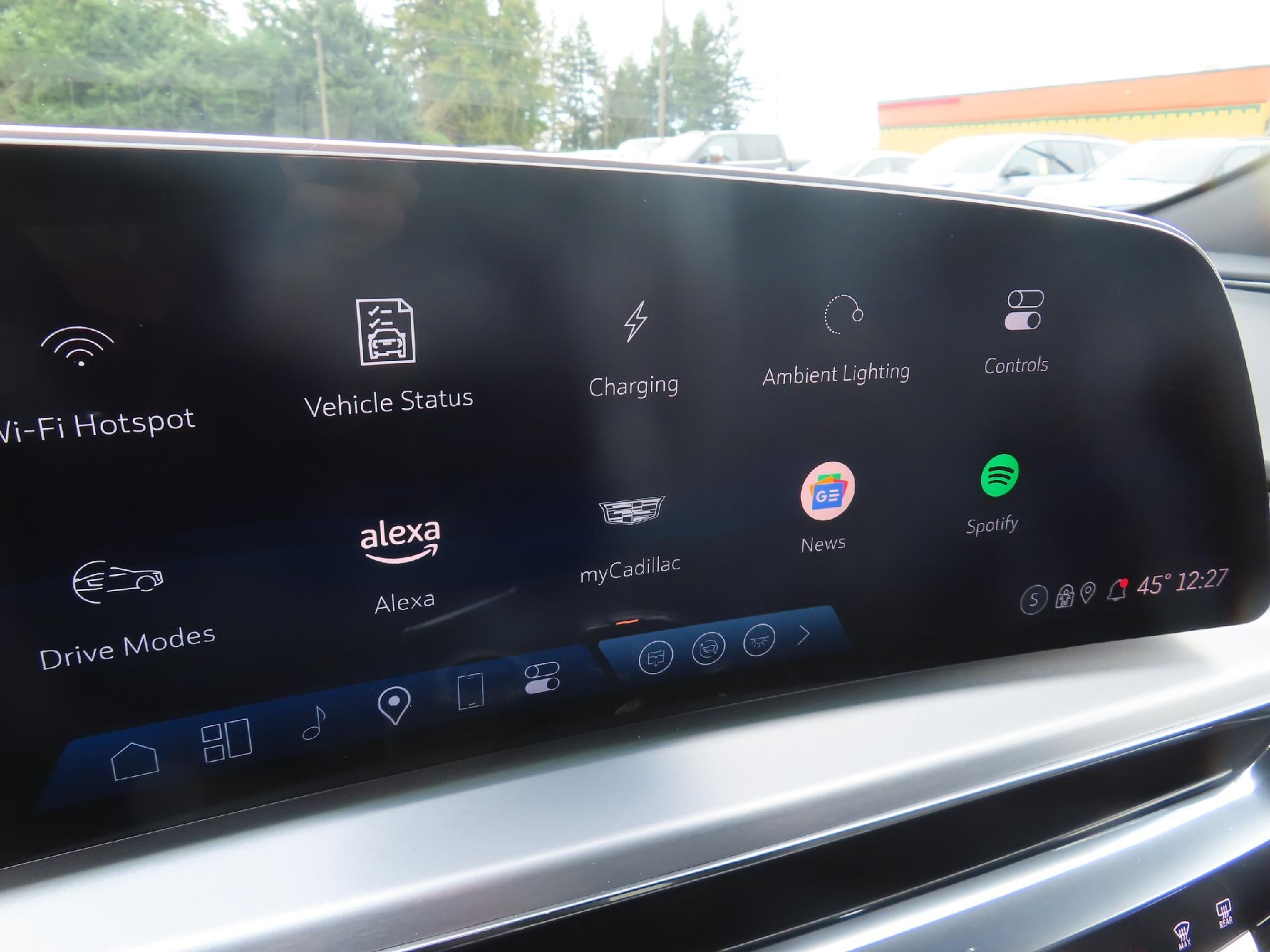 2024 Cadillac LYRIQ Luxury