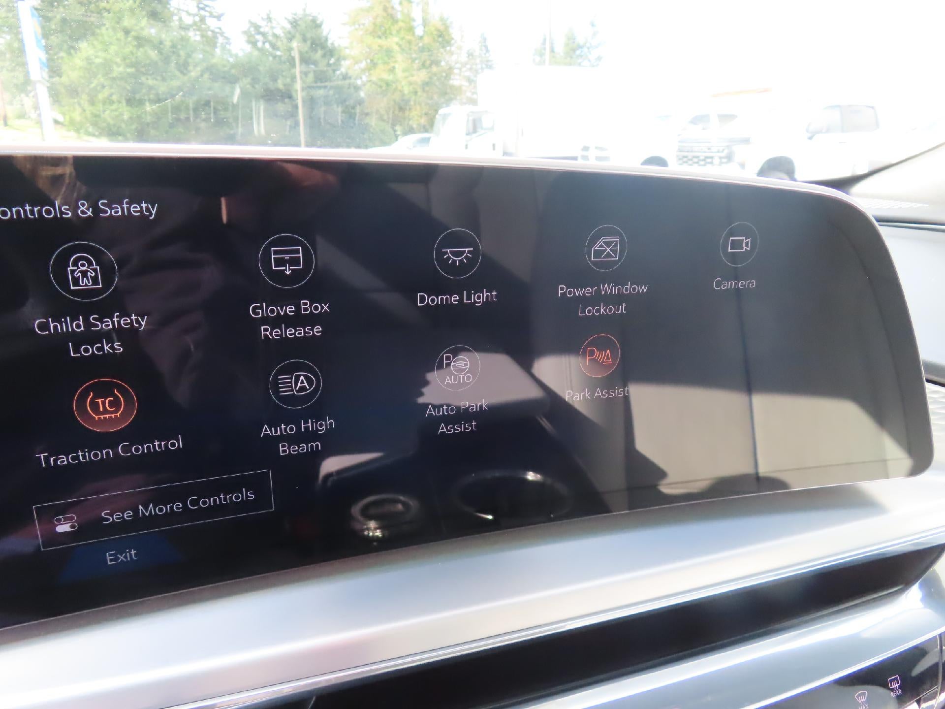 2024 Cadillac LYRIQ Sport