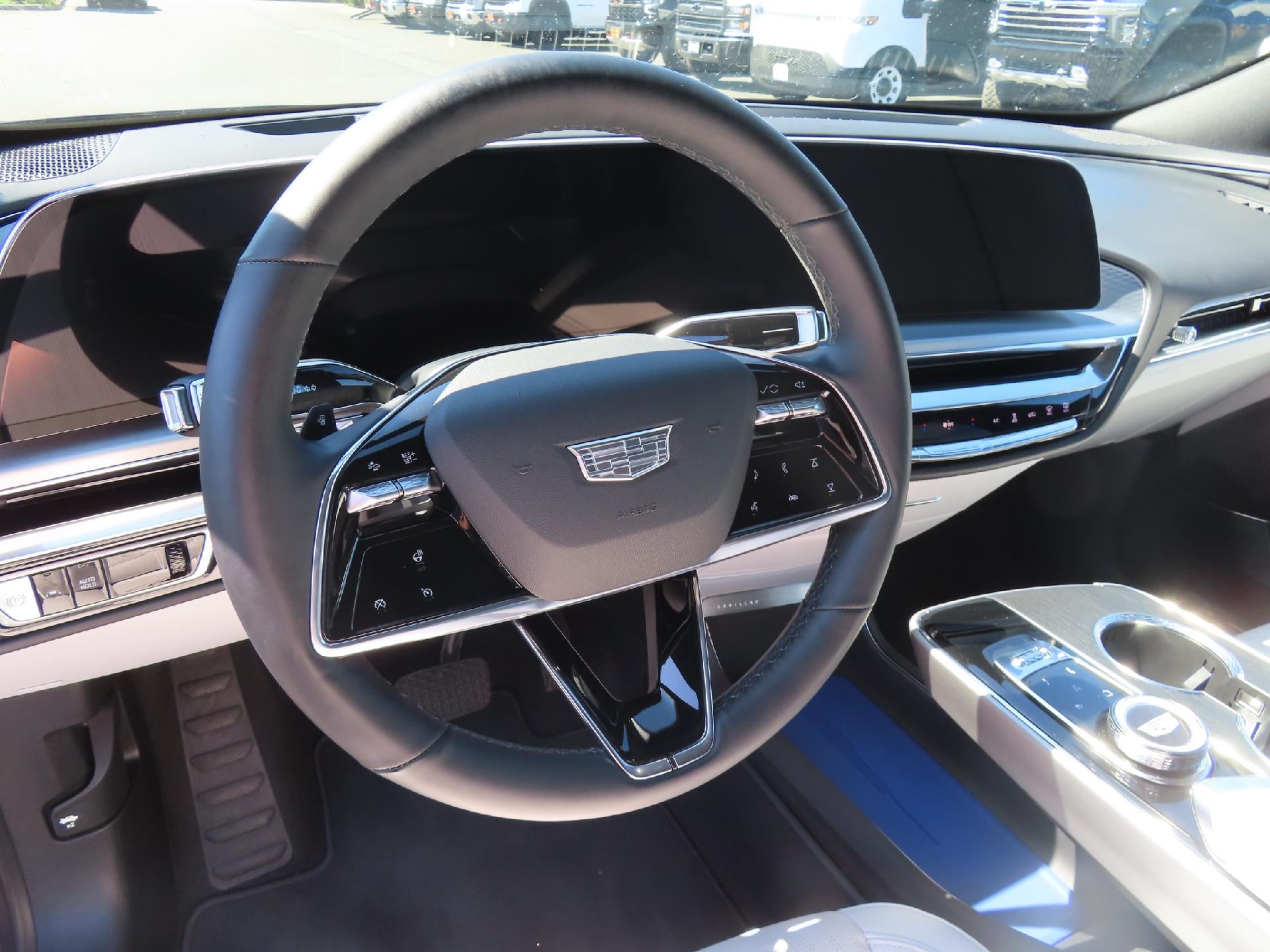 2024 Cadillac LYRIQ Sport