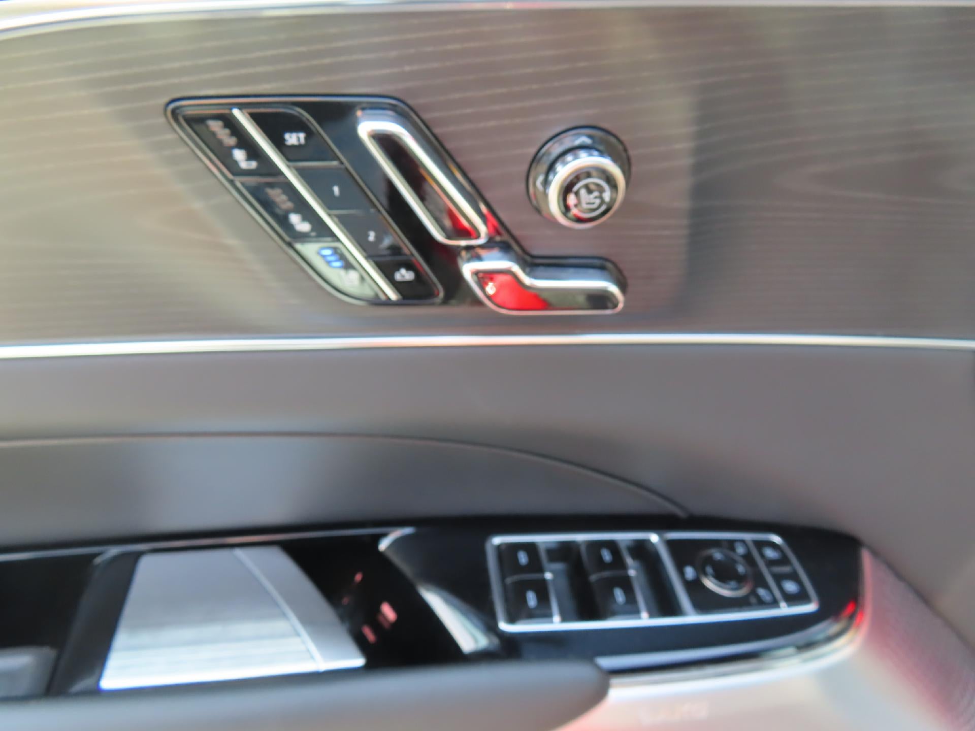 2025 Cadillac LYRIQ Luxury