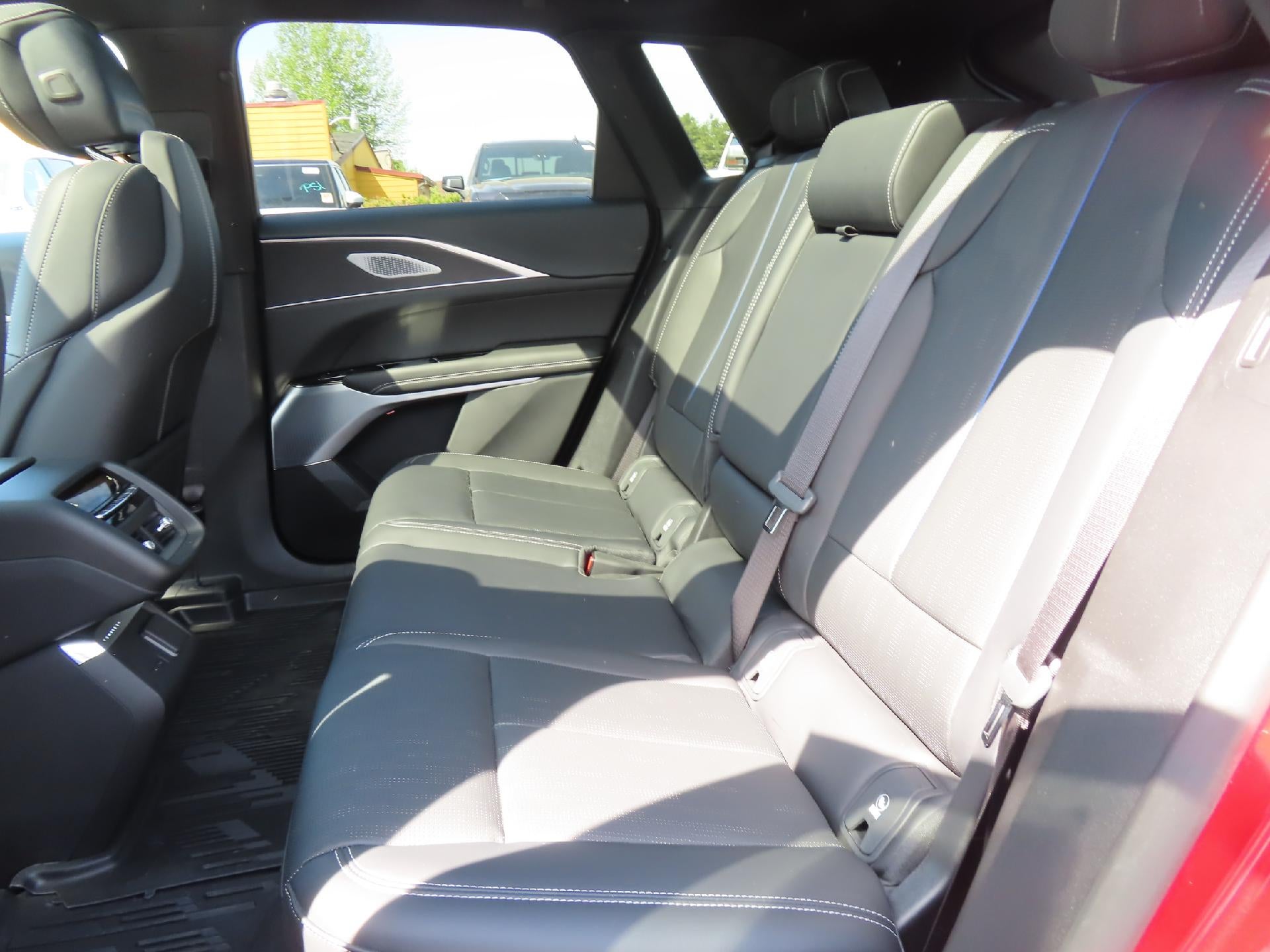 2025 Cadillac LYRIQ Luxury
