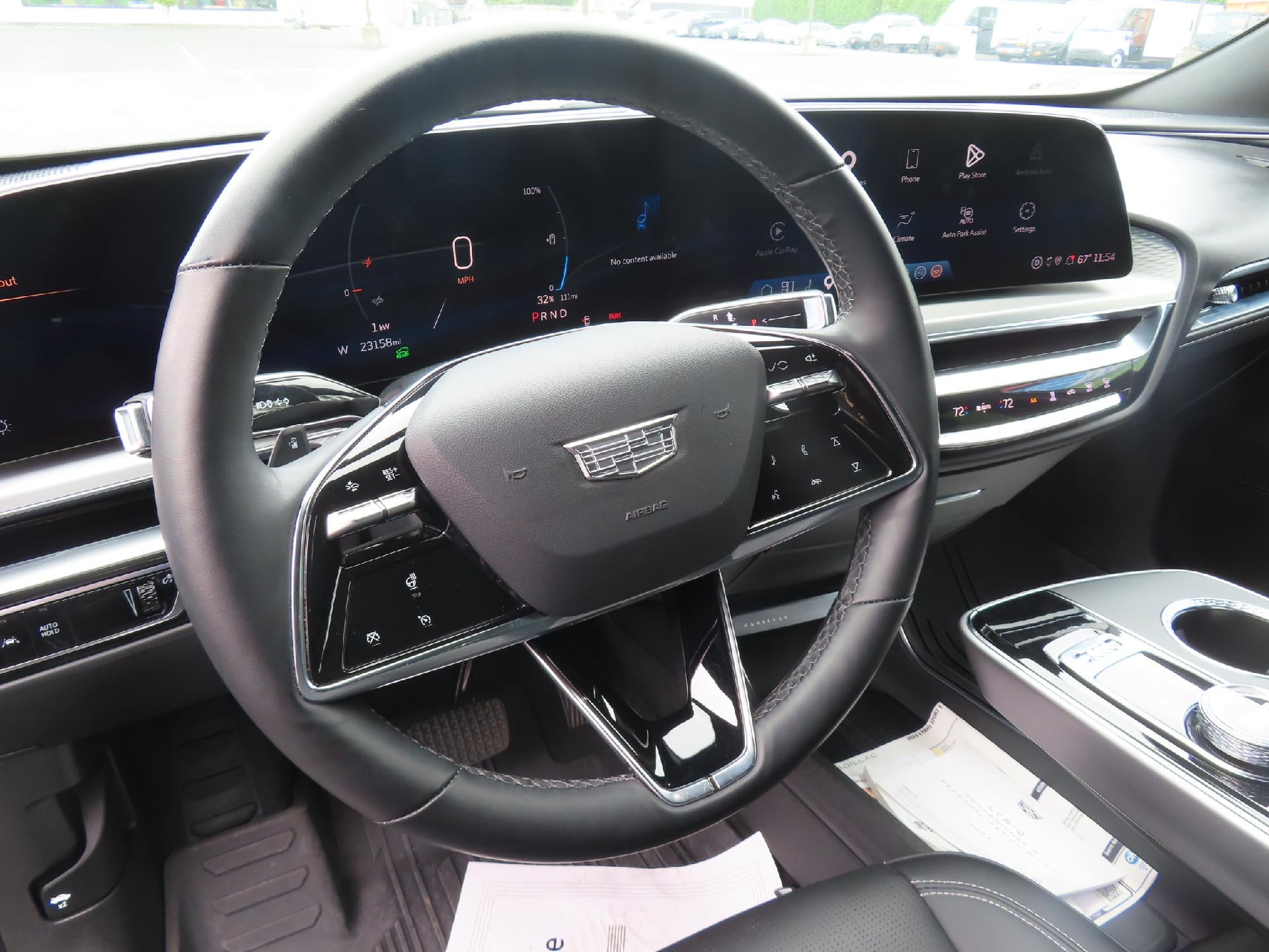 2024 Cadillac LYRIQ Sport