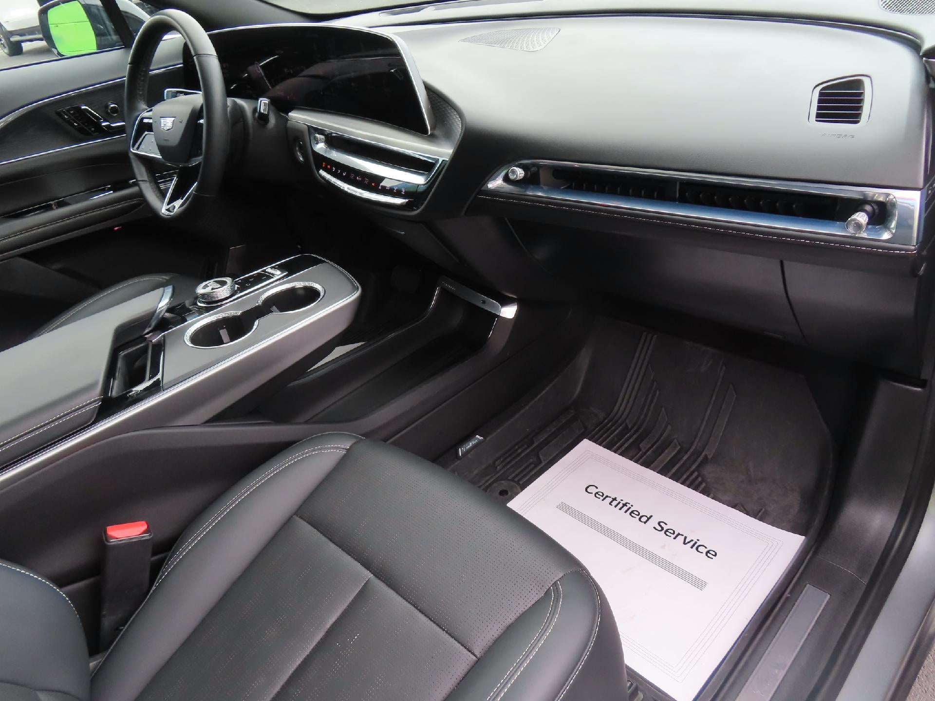 2024 Cadillac LYRIQ Sport