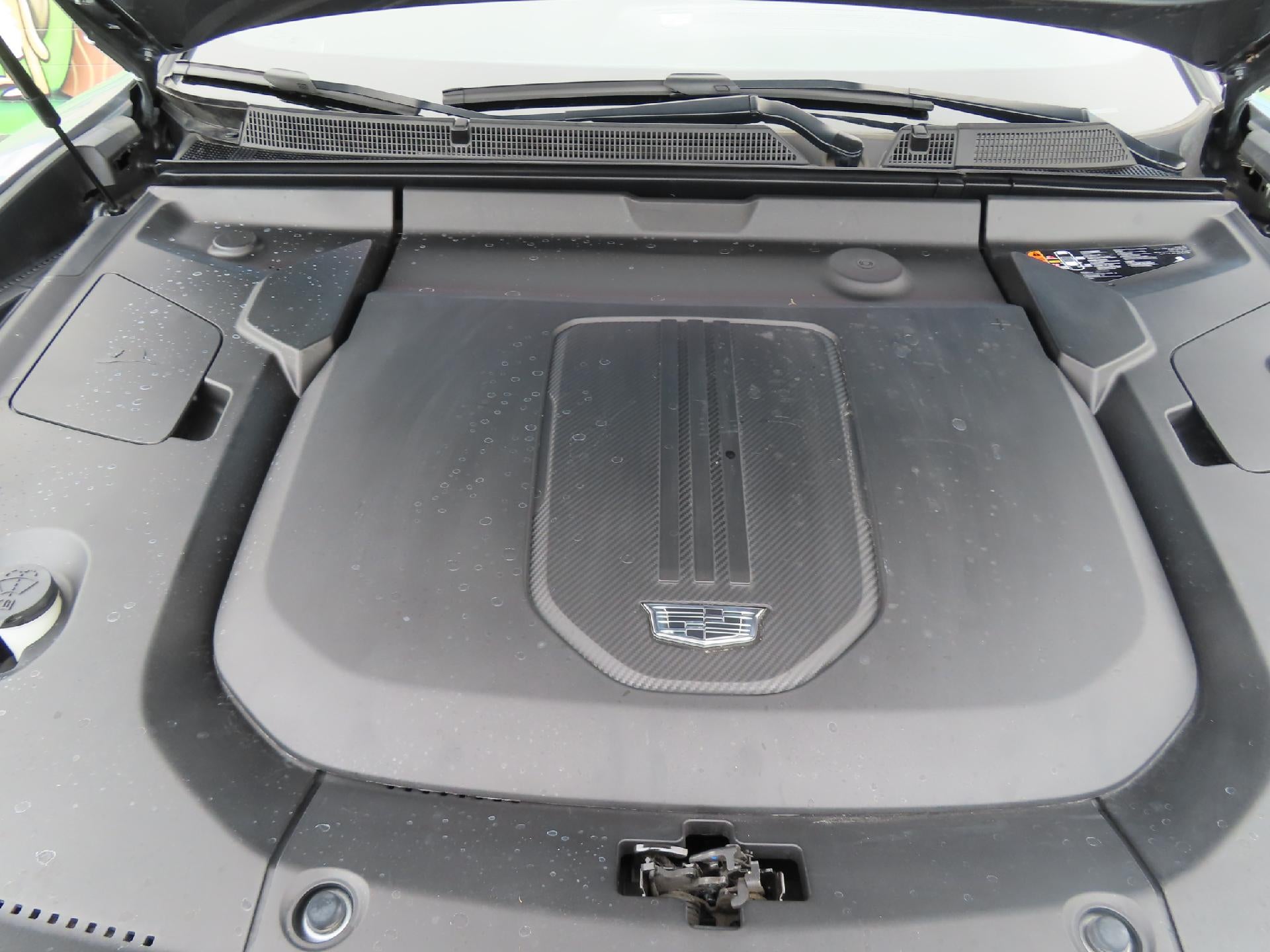 2024 Cadillac LYRIQ Sport
