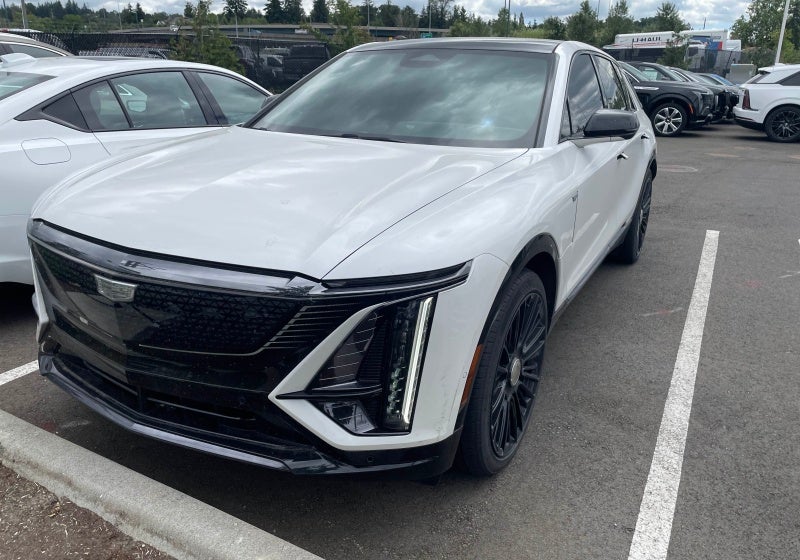 2024 Cadillac LYRIQ Sport