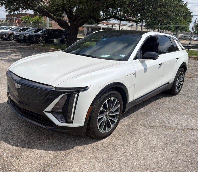 2024 Cadillac LYRIQ Sport