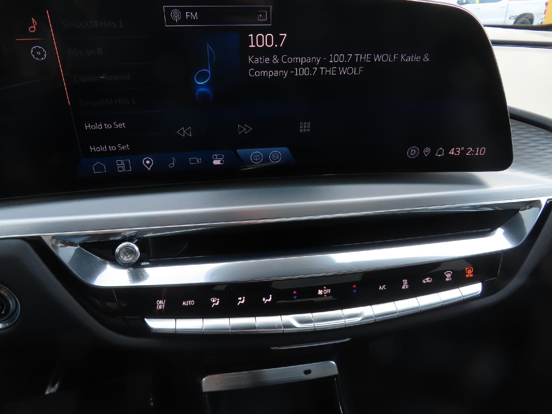 2024 Cadillac LYRIQ Sport