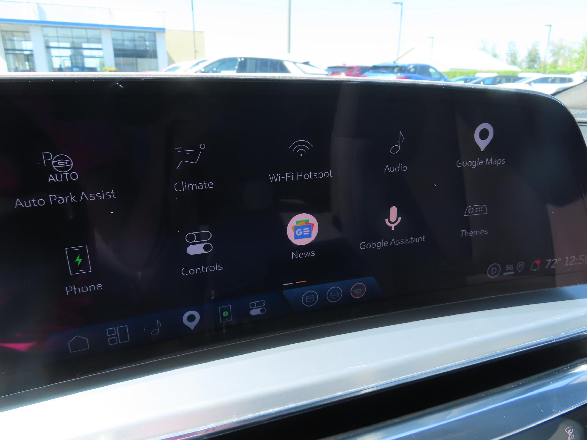 2025 Cadillac LYRIQ Sport
