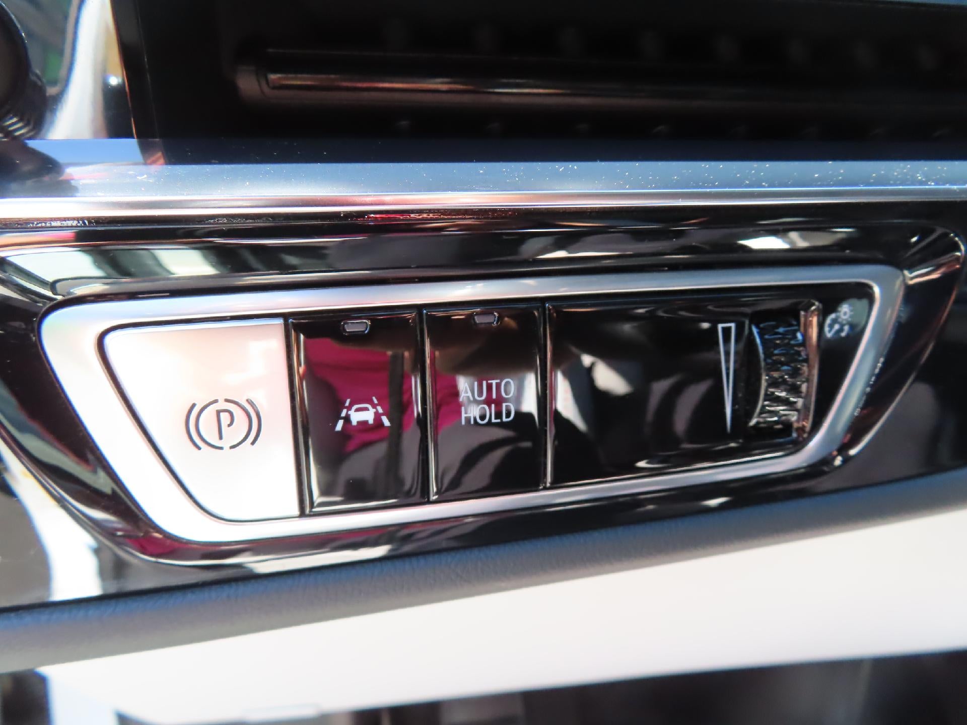 2025 Cadillac LYRIQ Sport