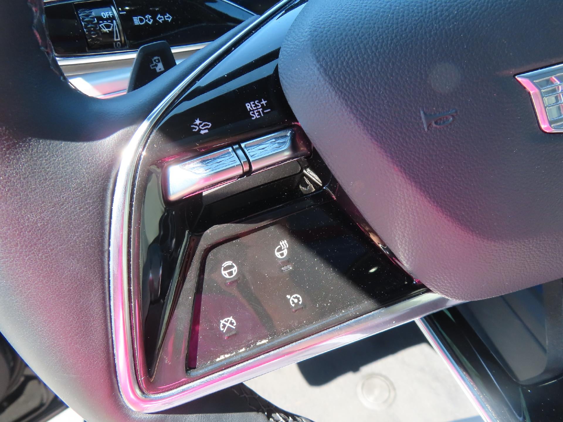 2024 Cadillac LYRIQ Sport