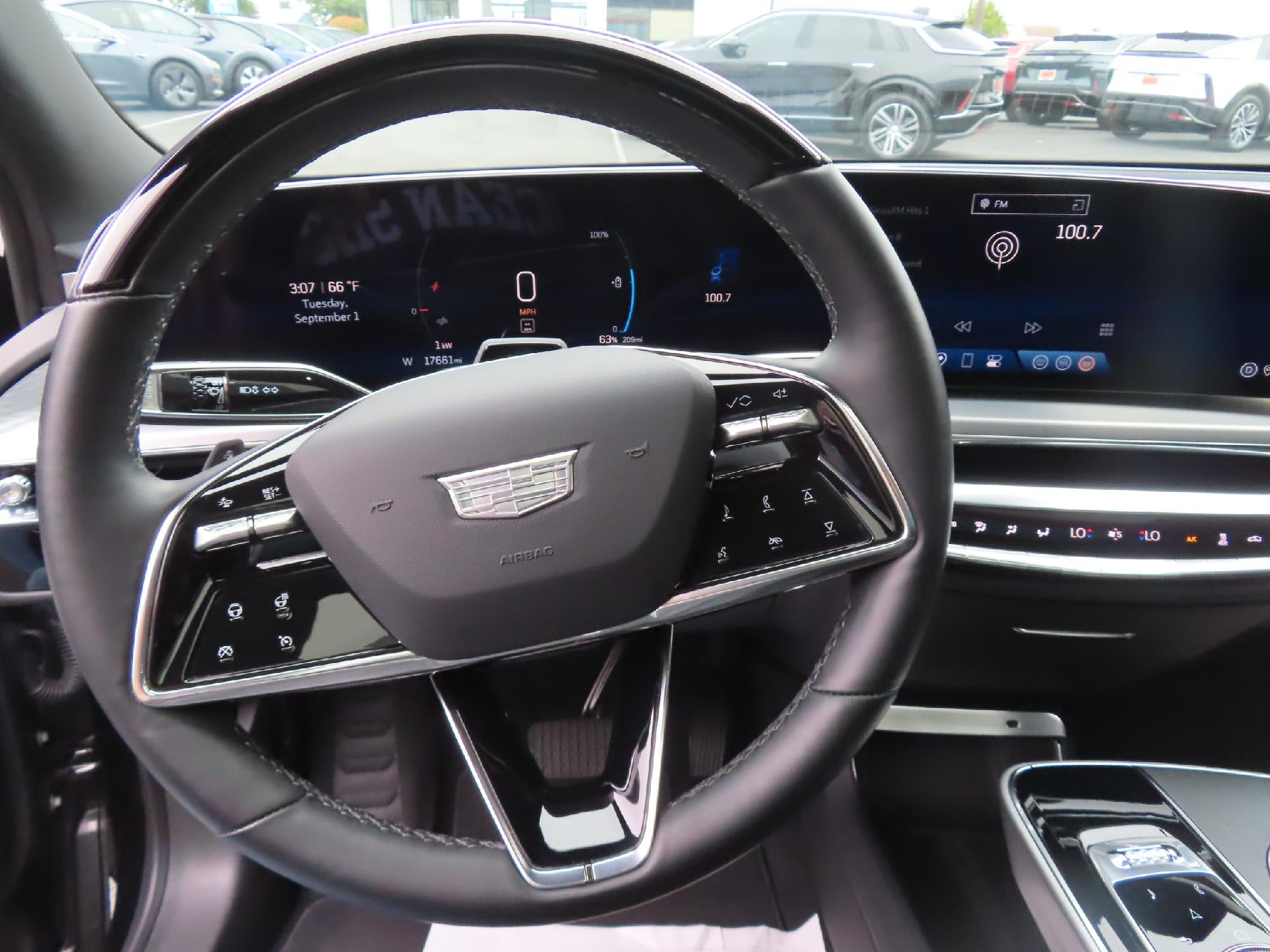 2024 Cadillac LYRIQ Sport