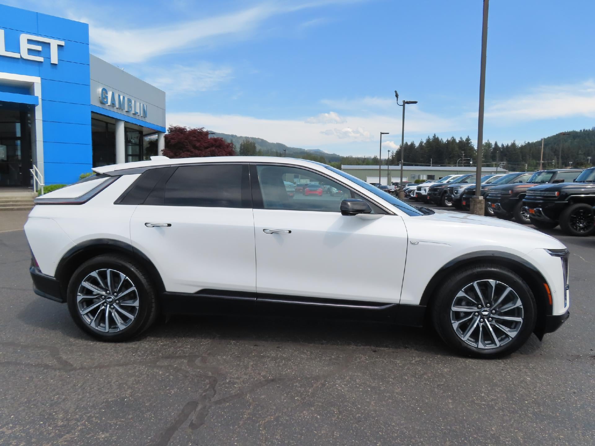 2024 Cadillac LYRIQ Base