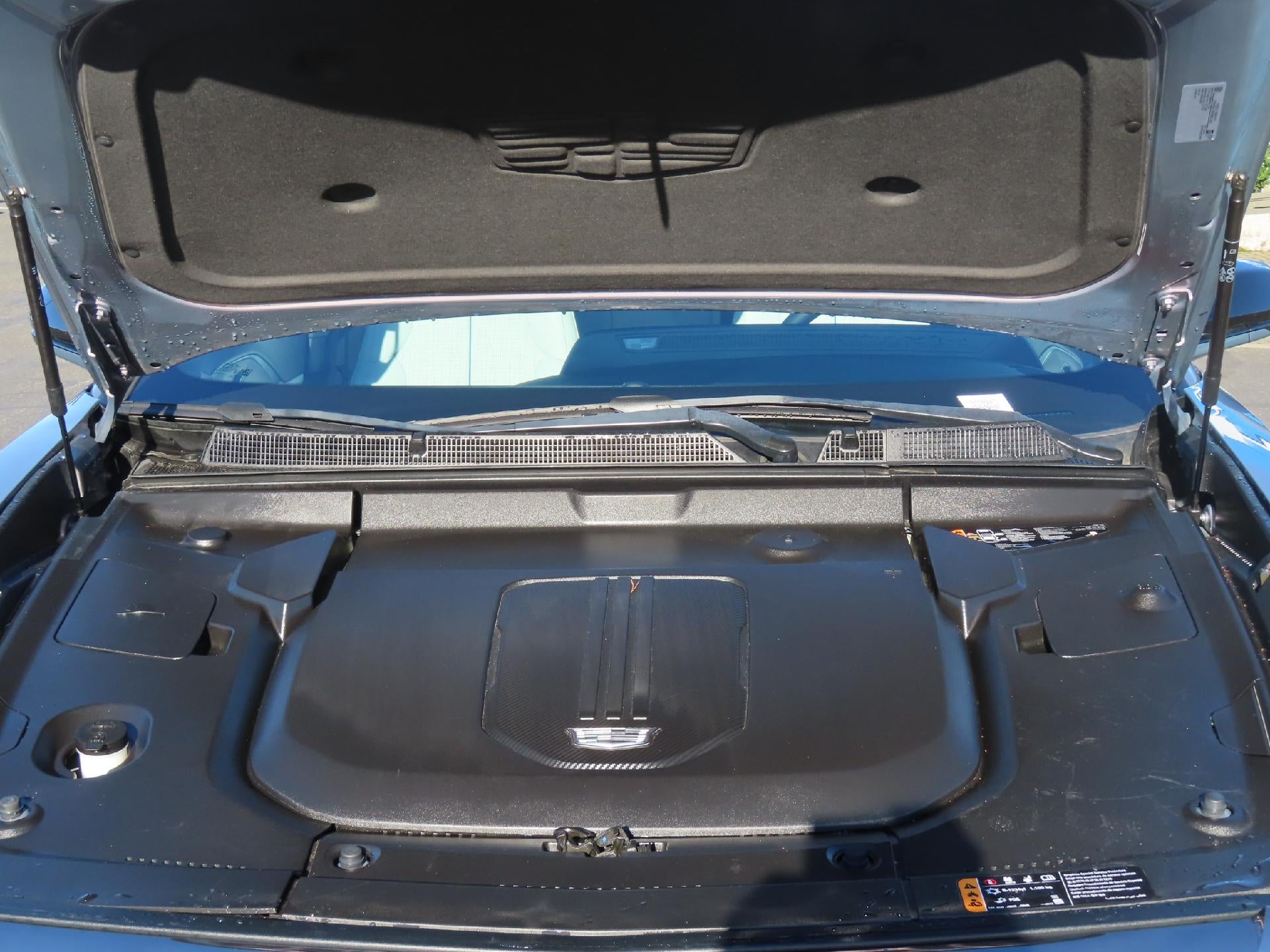 2024 Cadillac LYRIQ Sport