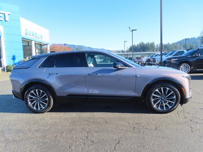 2024 Cadillac LYRIQ Sport