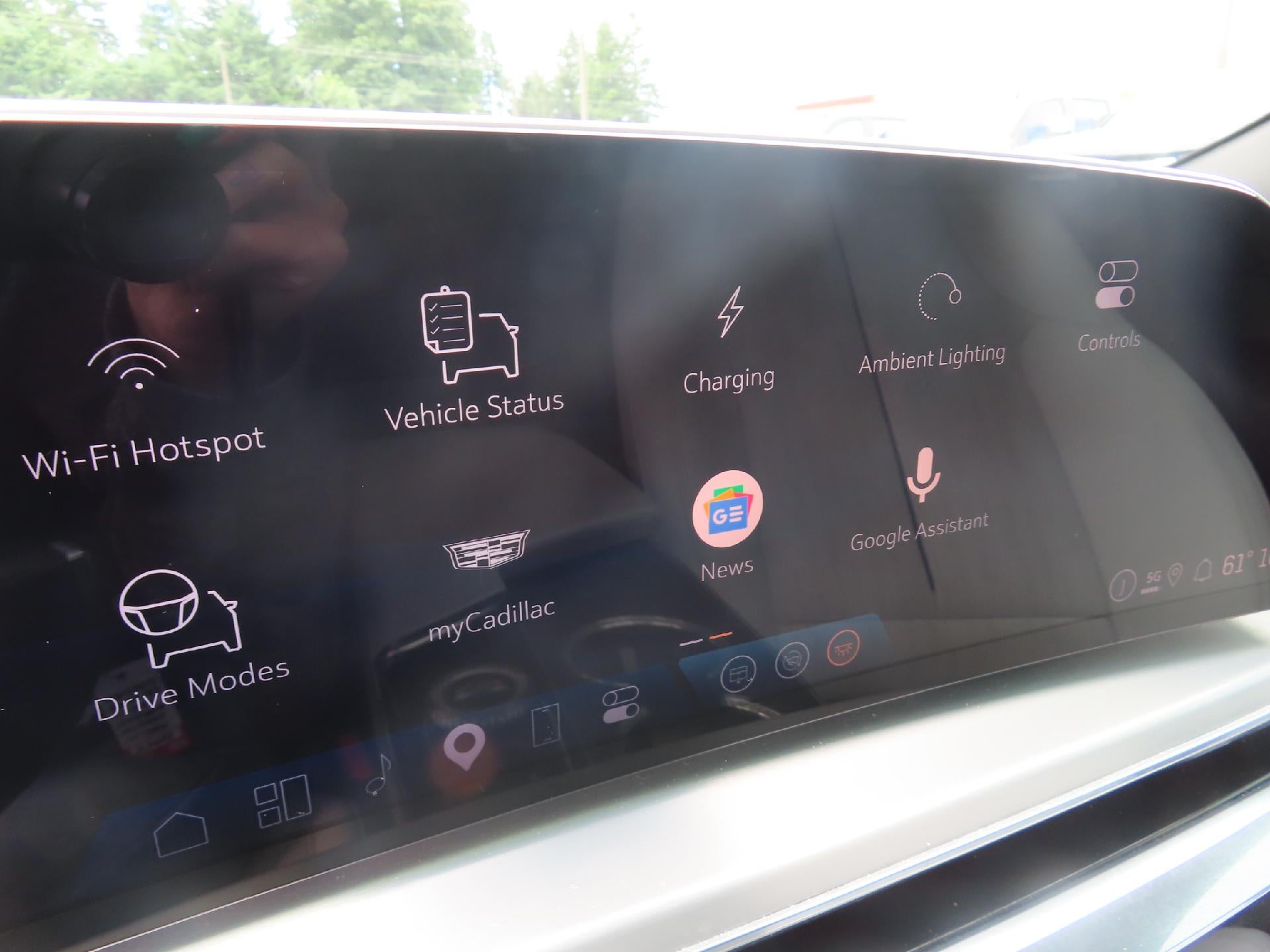 2024 Cadillac LYRIQ Sport