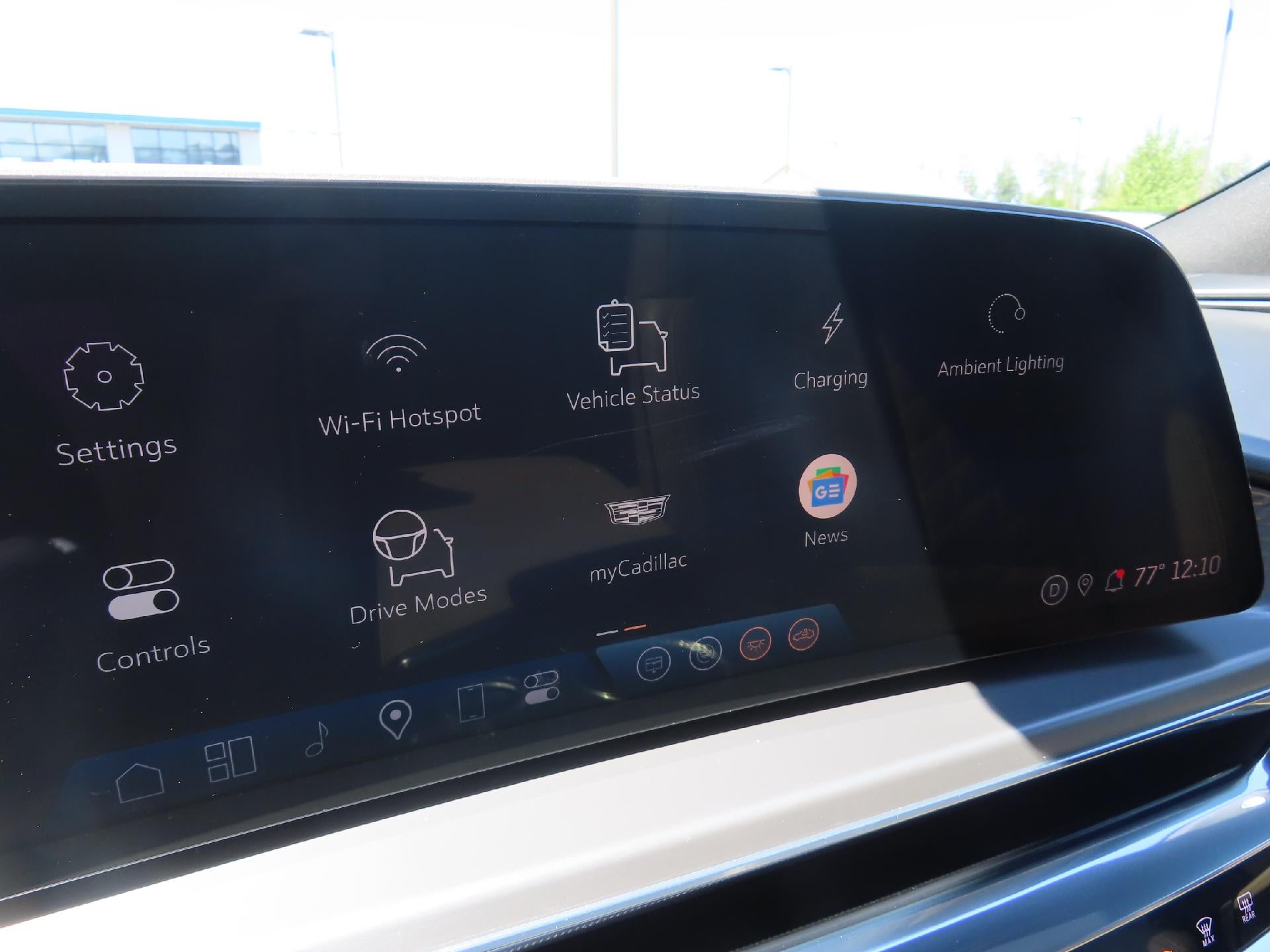 2024 Cadillac LYRIQ Sport