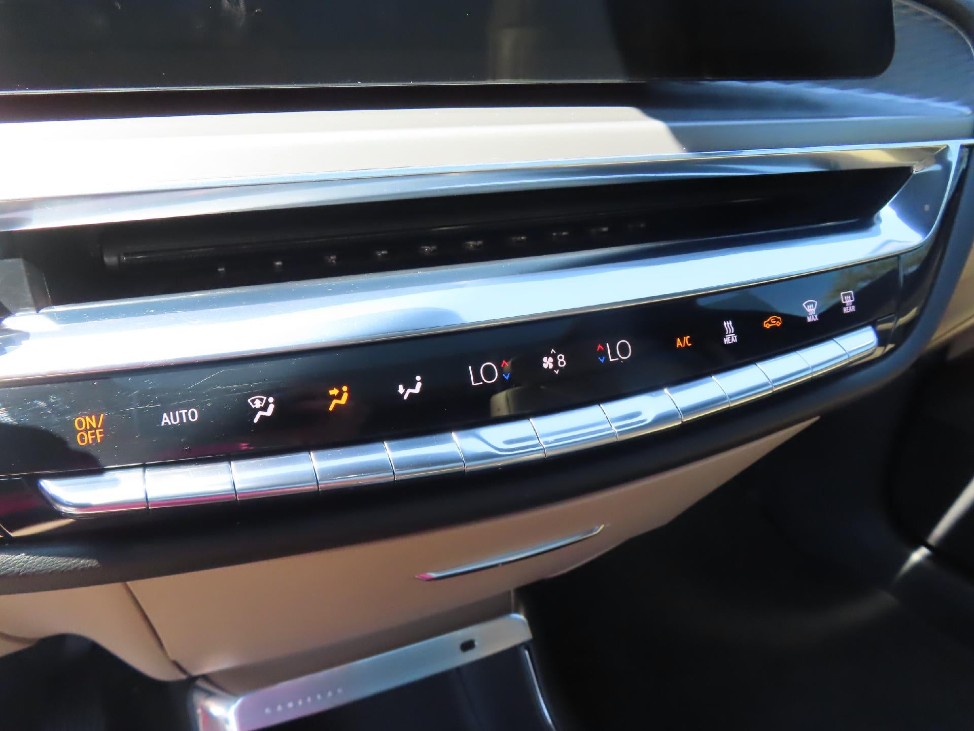 2024 Cadillac LYRIQ Sport
