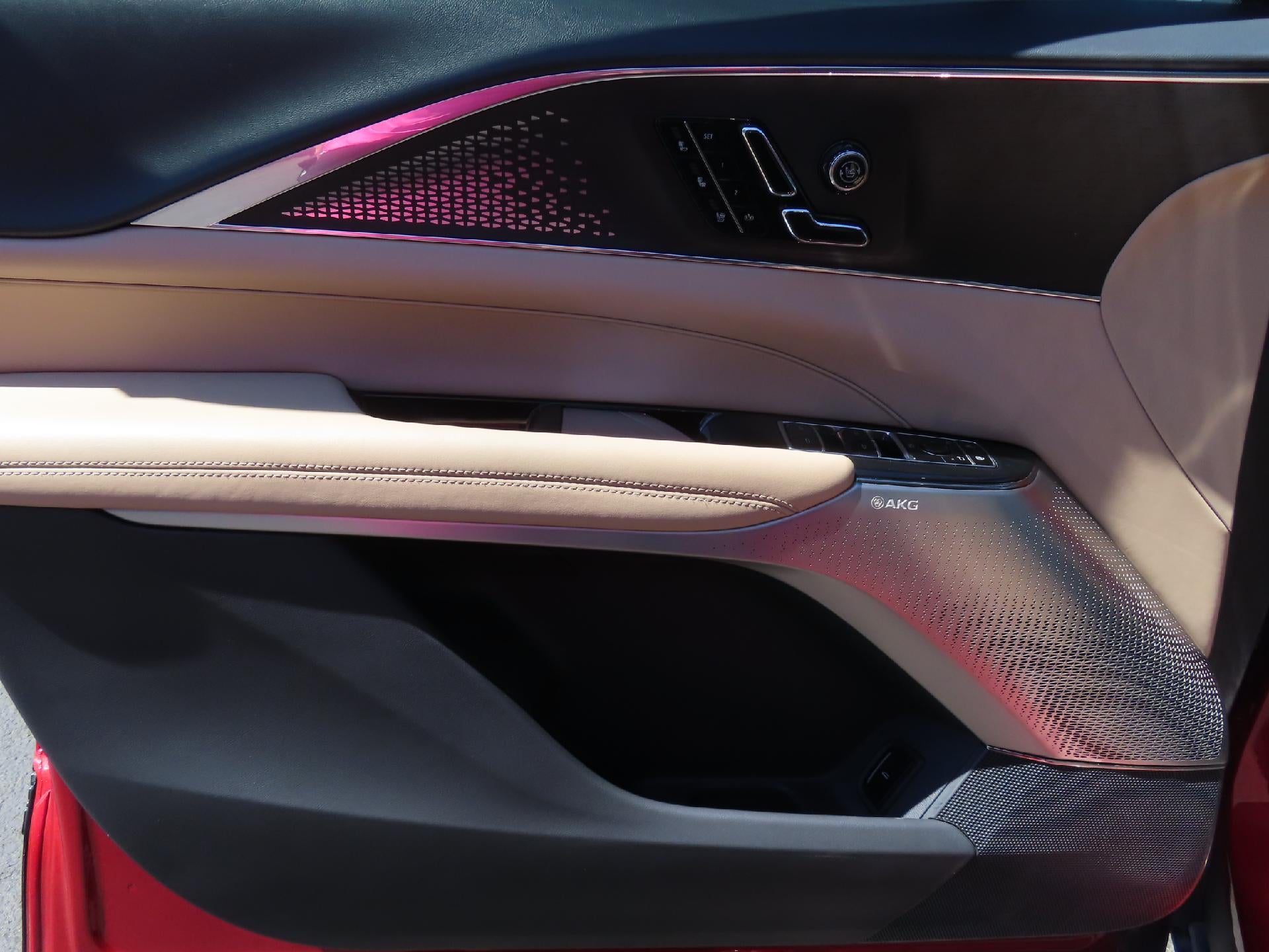 2024 Cadillac LYRIQ Sport
