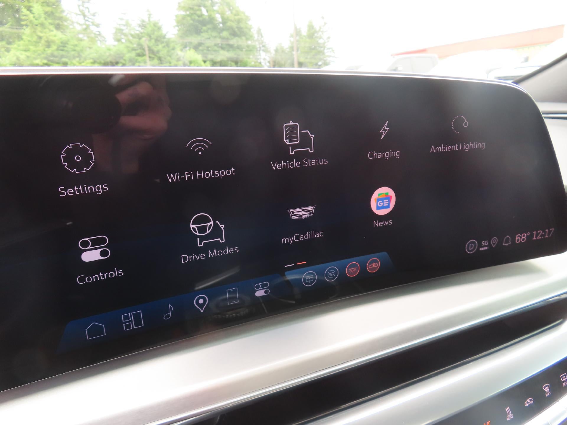 2024 Cadillac LYRIQ Sport