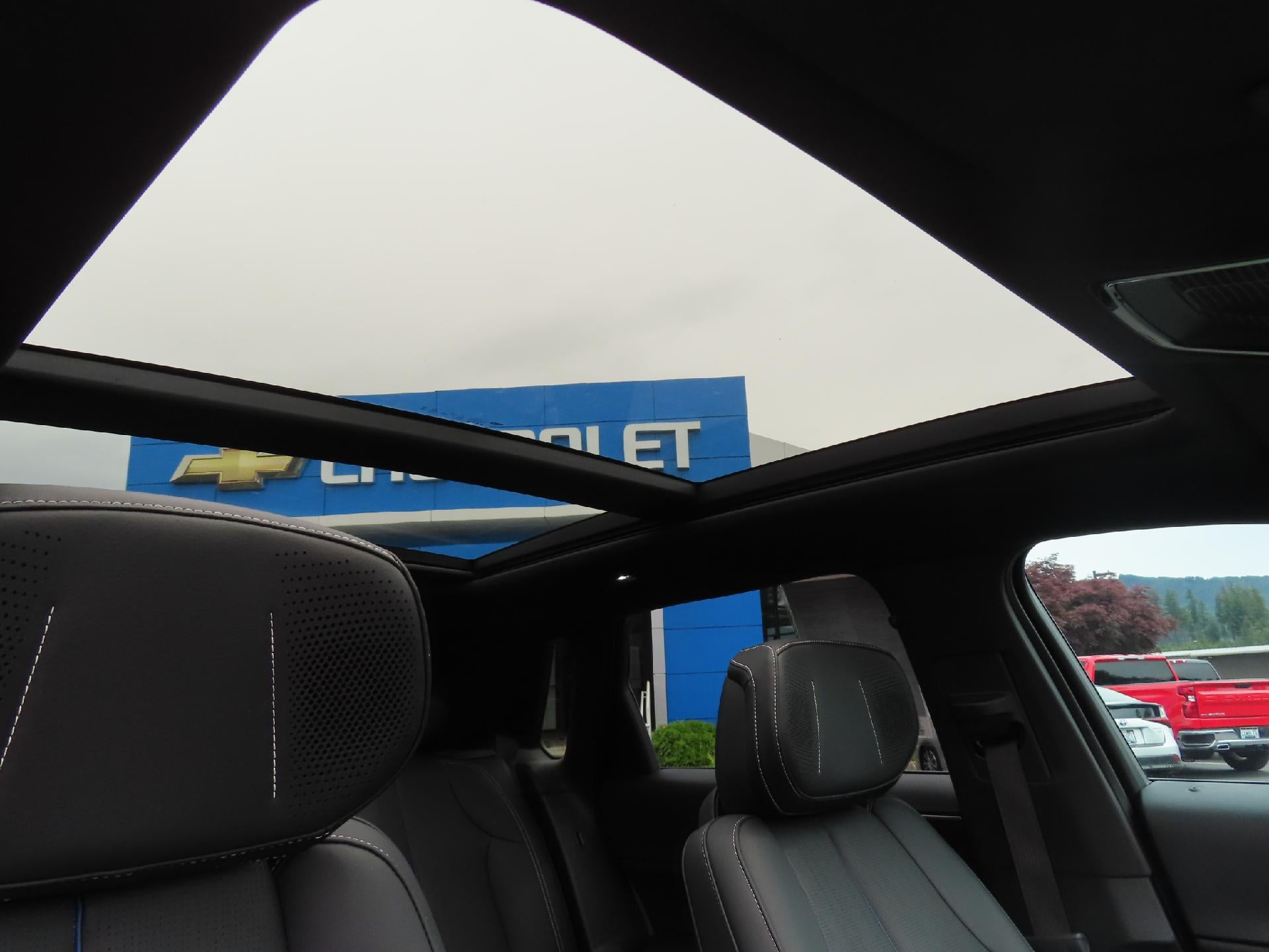 2024 Cadillac LYRIQ Sport