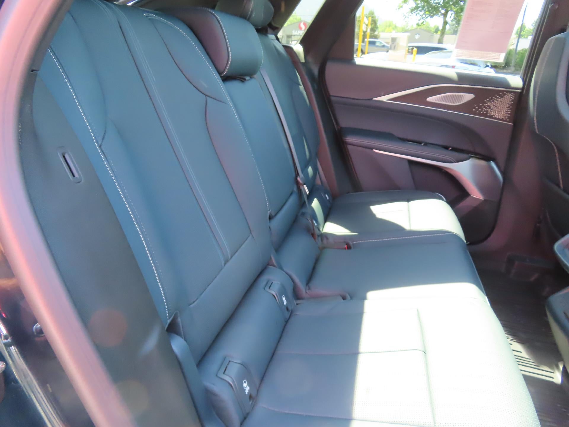 2024 Cadillac LYRIQ Sport