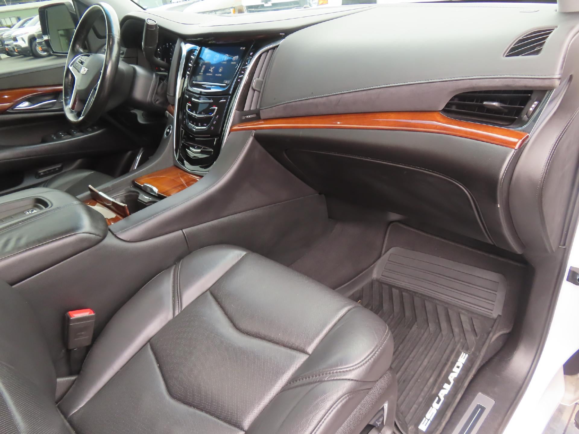 2017 Cadillac Escalade Premium Luxury