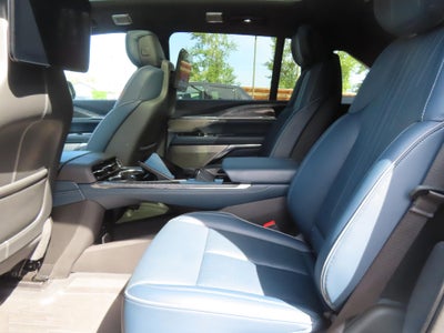 2025 Cadillac ESCALADE IQ Sport 2