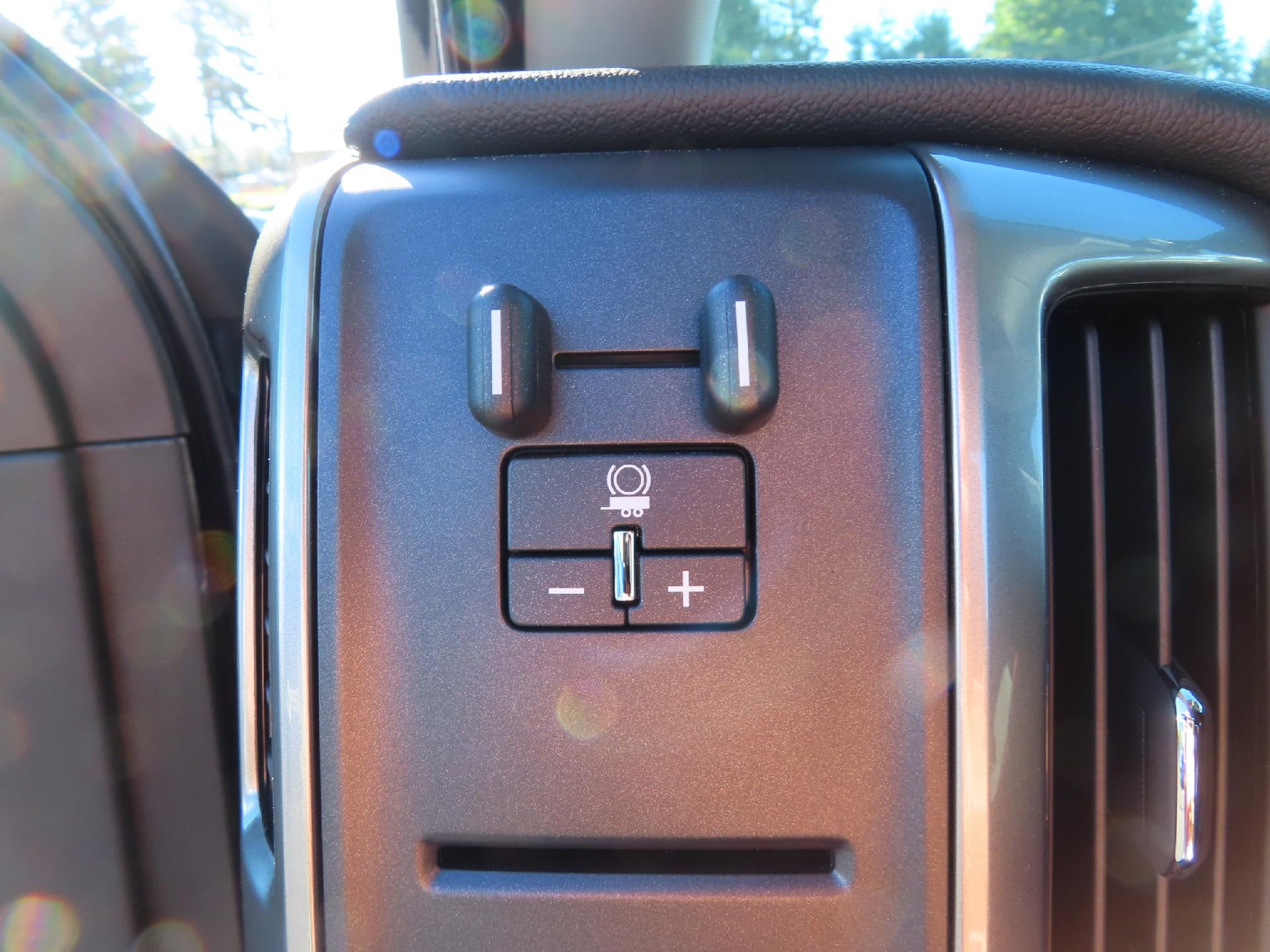 2023 Chevrolet Silverado 4500 HD Regular Cab LT 2WD