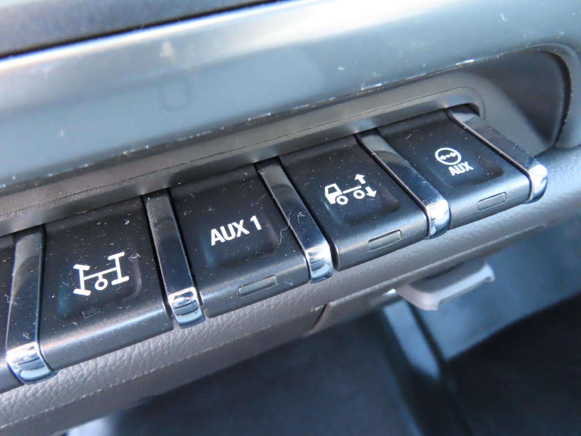 2023 Chevrolet Silverado 5500 HD LT