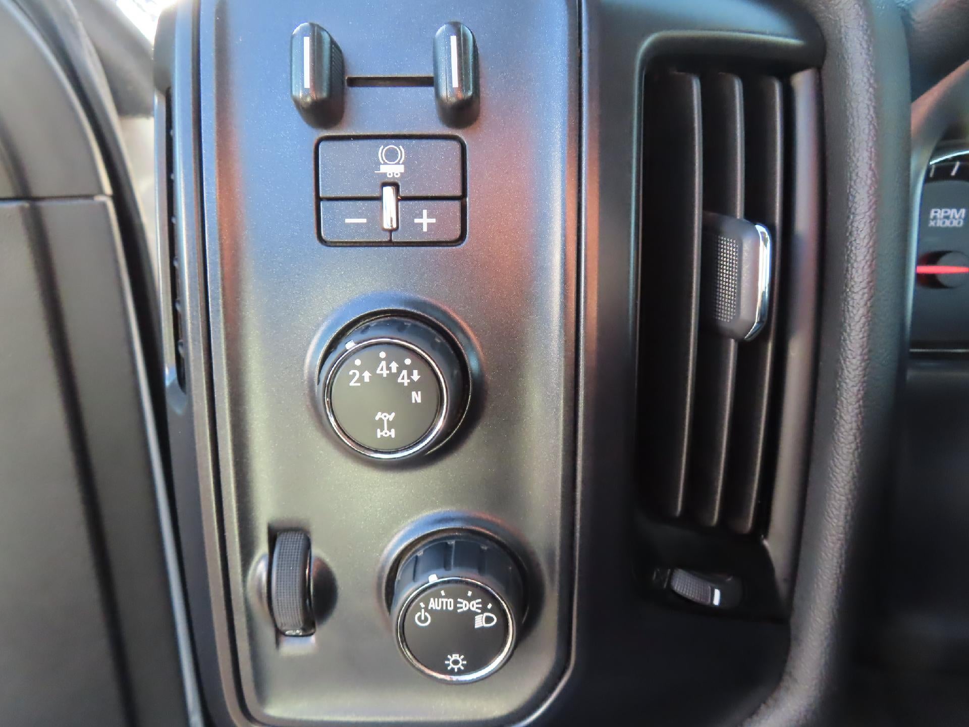 2023 Chevrolet Silverado 5500 HD Work Truck