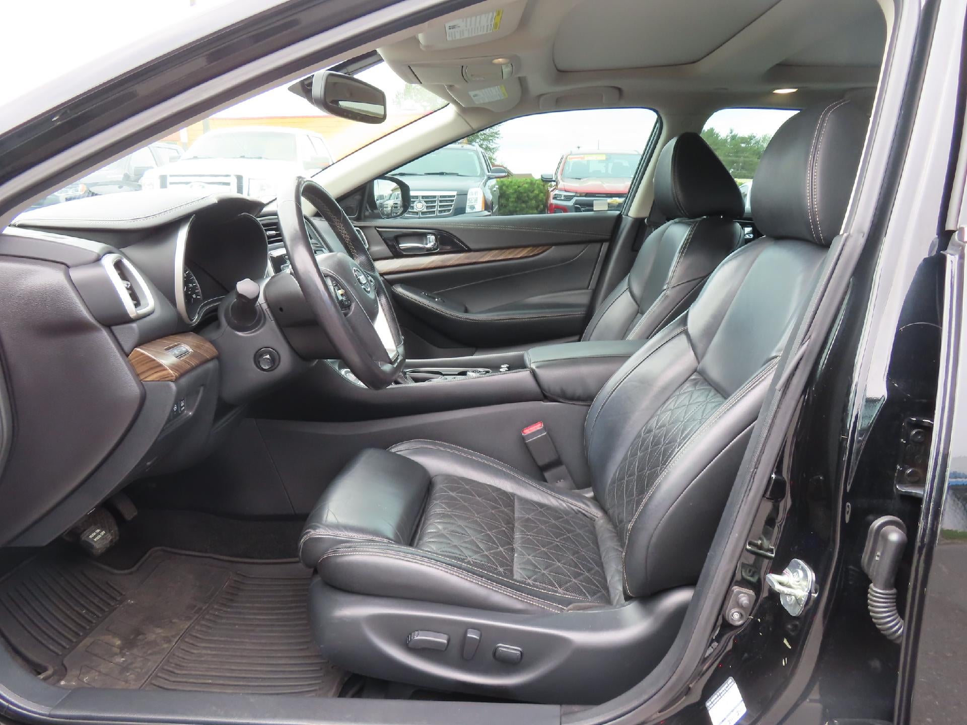2016 Nissan Maxima Platinum