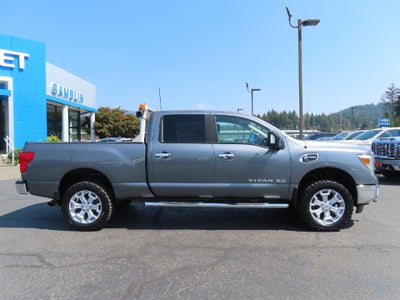 2018 Nissan TITAN XD SV