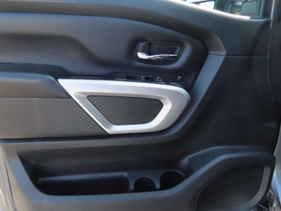 2018 Nissan TITAN XD SV