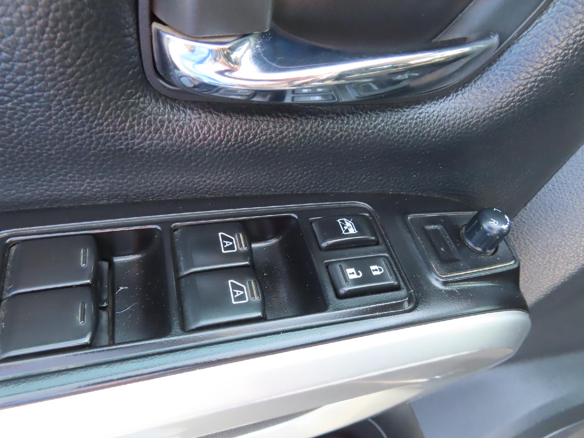 2018 Nissan TITAN XD SV