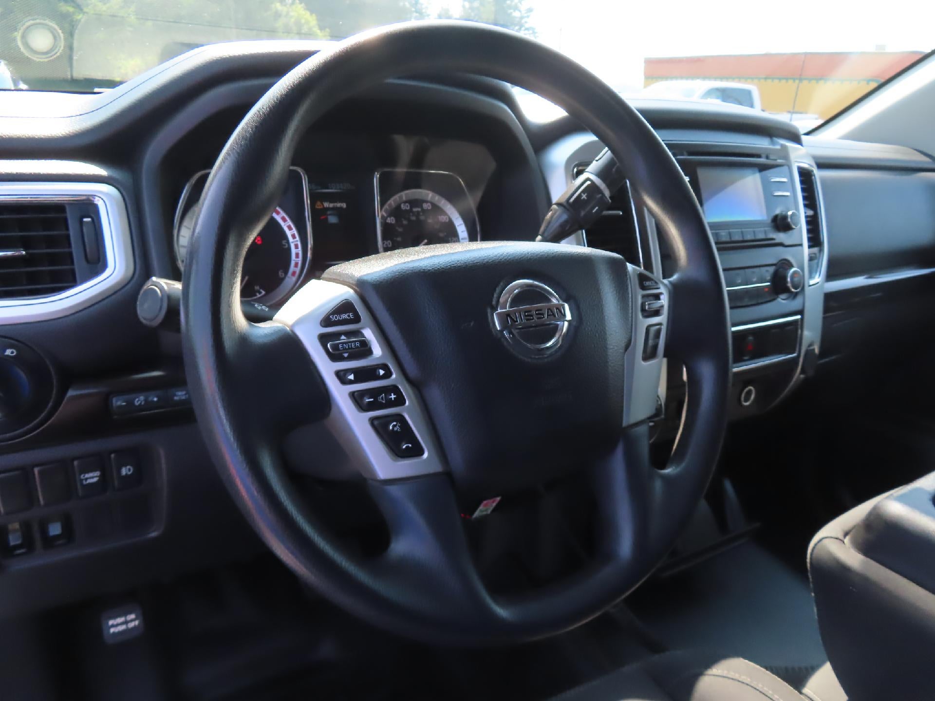 2018 Nissan TITAN XD SV