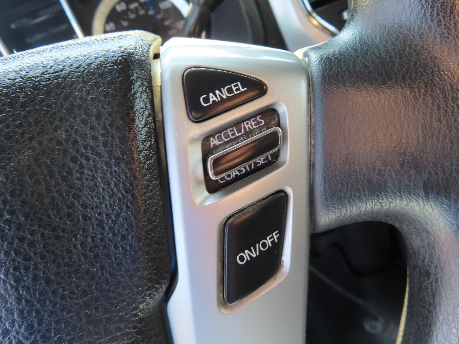 2018 Nissan TITAN XD SV