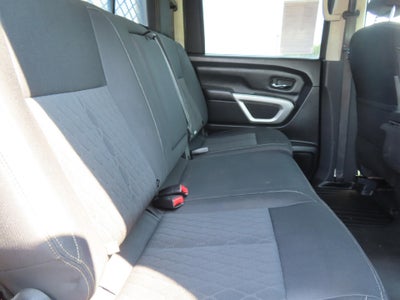 2018 Nissan TITAN XD SV